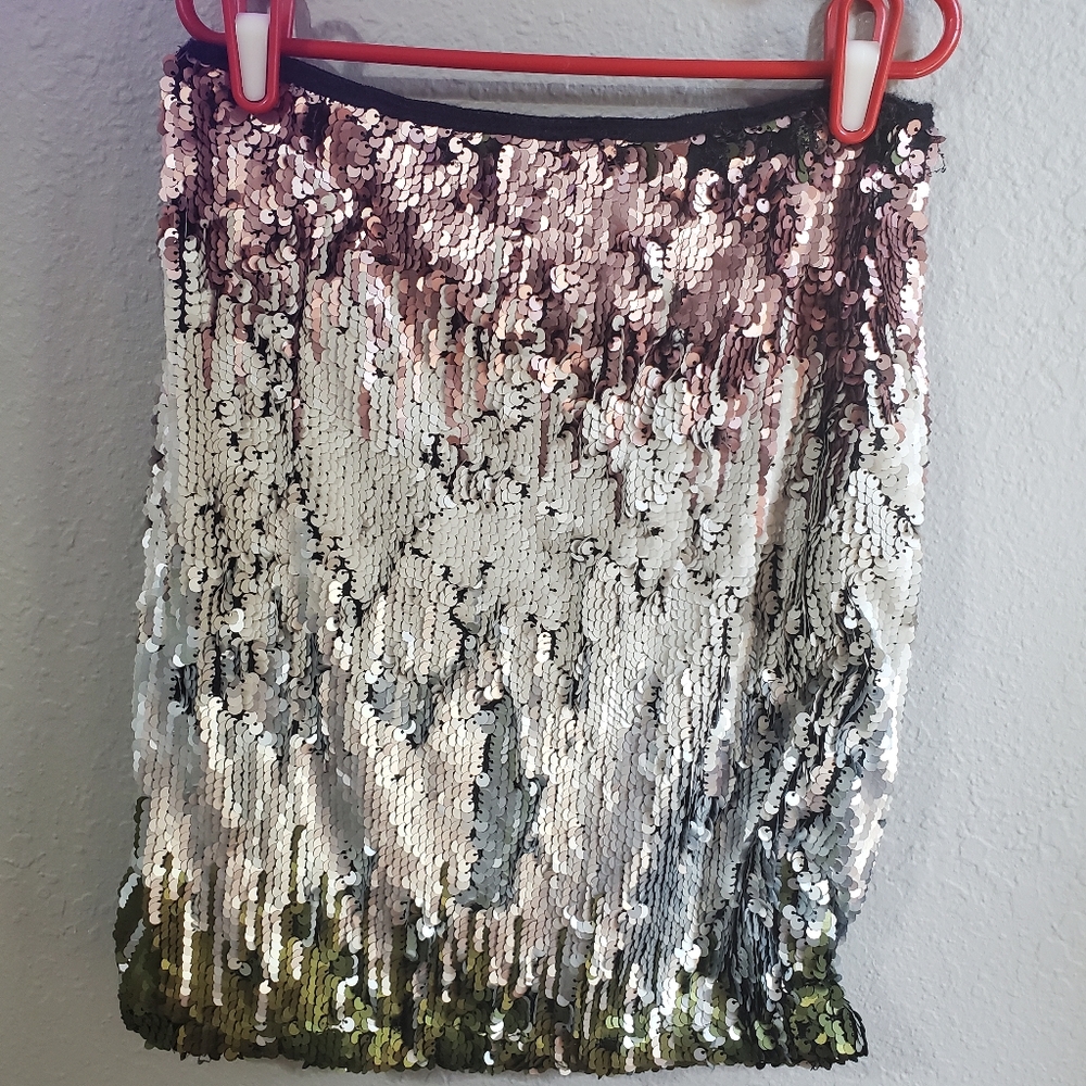 LOVE ALANA Sequin Strapless Top